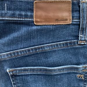 Madewell 10” High Rise Skinny Jean. Size 27.